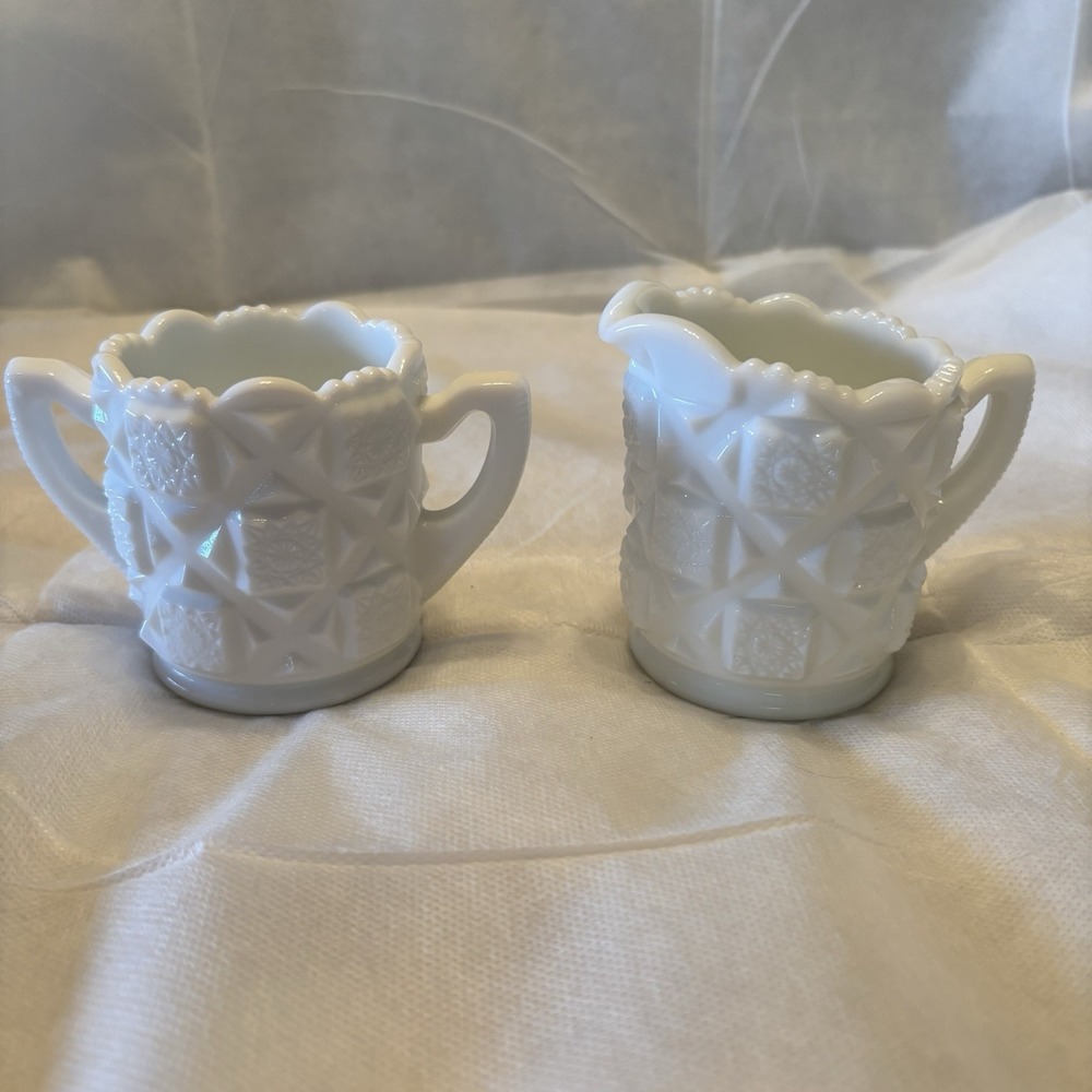 Vintage Westmoreland Milk Glass "Old Quilt" Sugar and Creamer Set. Height 3".